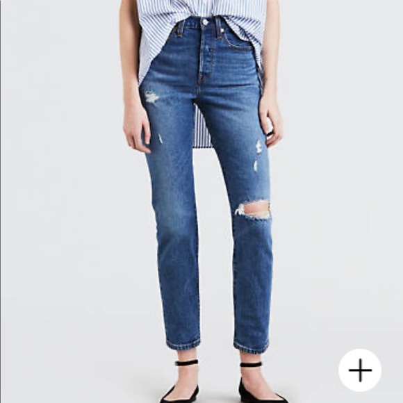 Levi's Denim - Levi’s Wedgie Fit Distressed Jeans